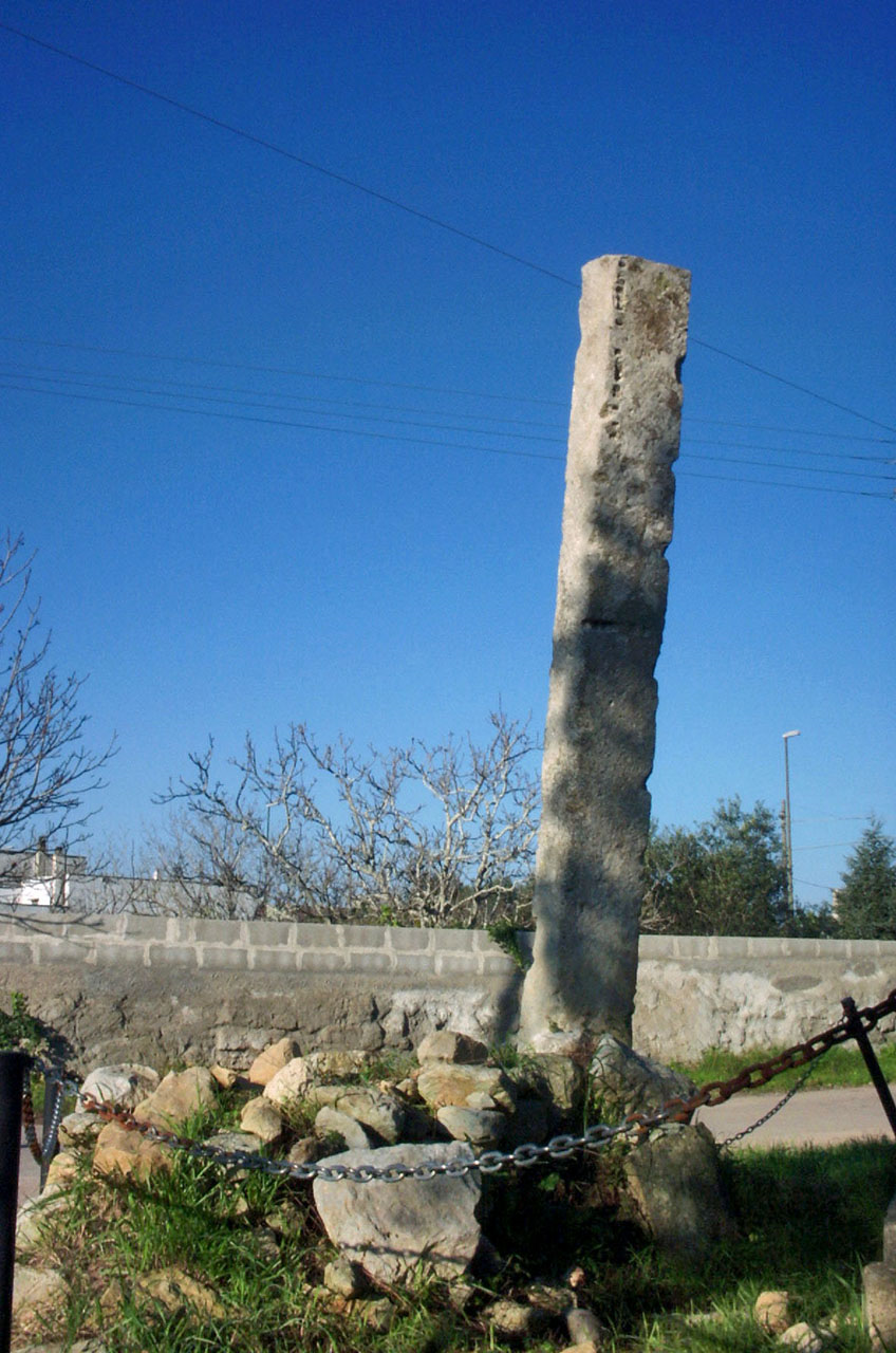 menhir_curtivecchi_galugnano07_2002